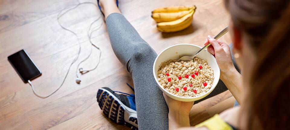 5-Immune-Boosting-Foods-Recovery-Nutrition-873937380-960x430-1.jpg