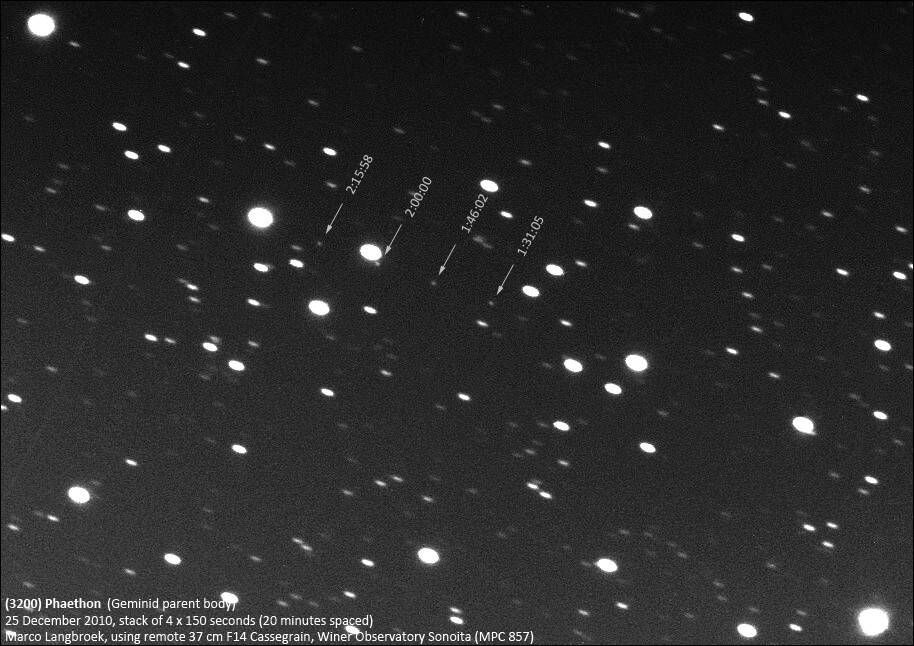 Asteroid_Phaethon_25dec2010_stack.jpg