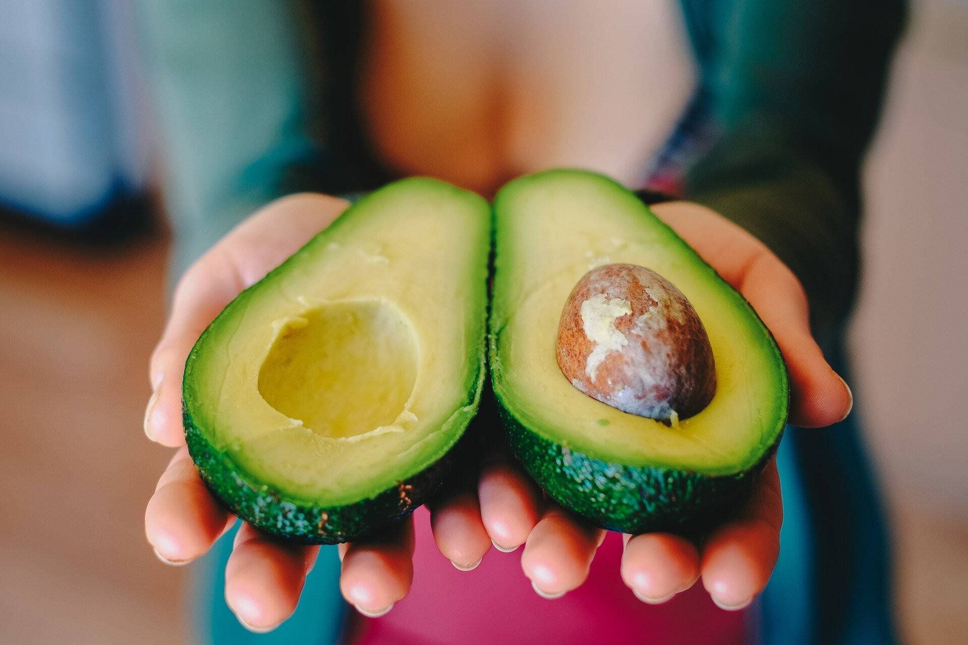 avocado-gfcb4586ef_1920.jpg