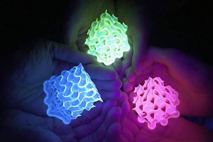 brightest-fluorescent-material-696x464.jpg