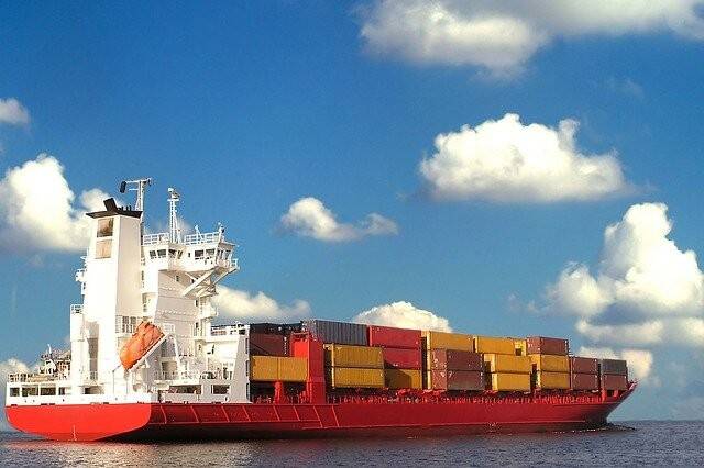 cargo-449784_640.jpg