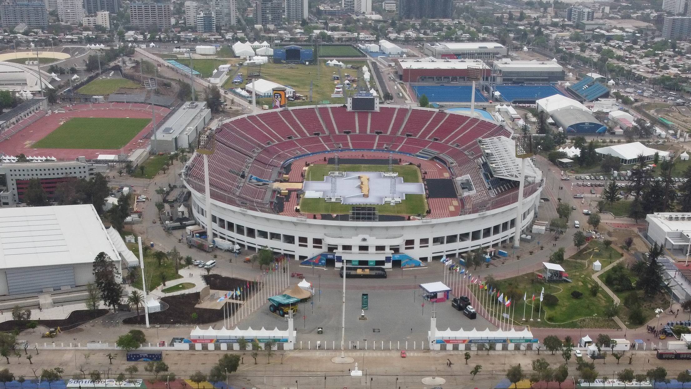 Estadio-Nacinonal-Cóndores.jpg