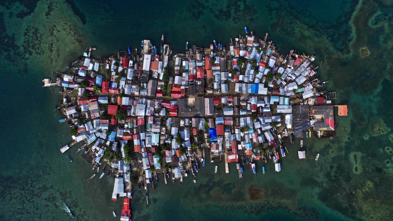 evacuacion-de-isla-panama.jpg