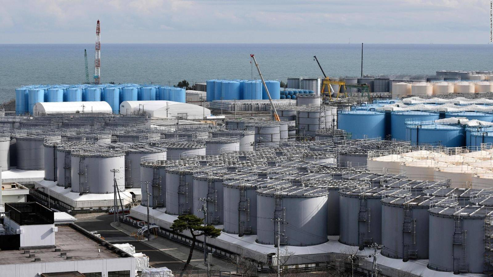 fukushima-power-plant-water.jpg