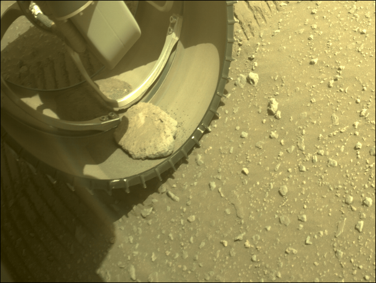 Mars_Perseverance_FLF_0362_0699083860_823EBY_N0110108FHAZ02008_06_0LLJ.png