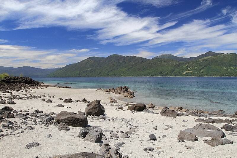 PlayaCaburgua.jpg