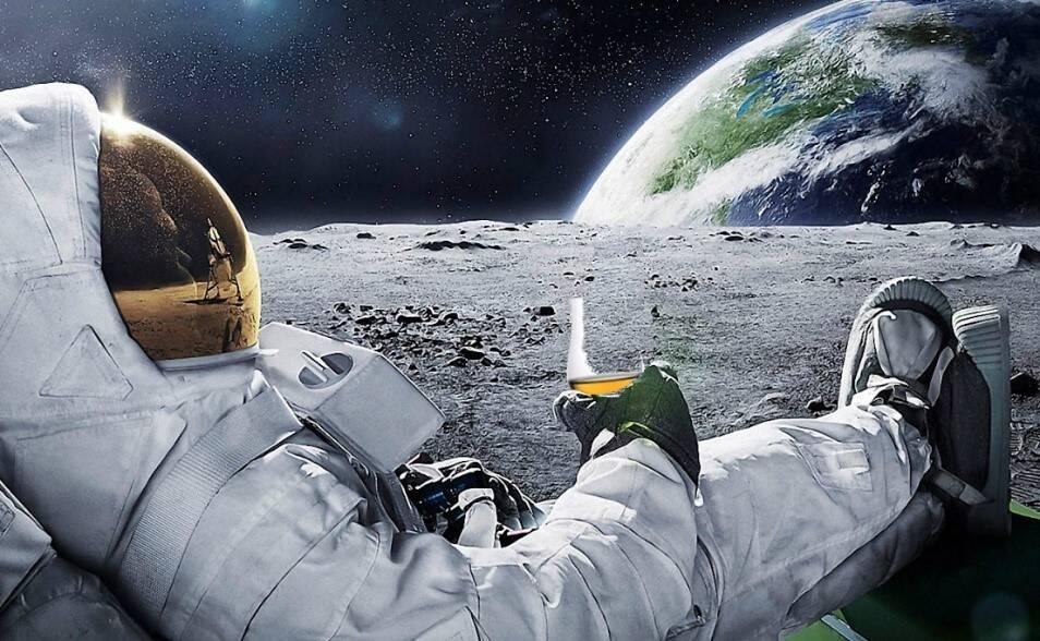 Space-Drinking-CROP.jpg