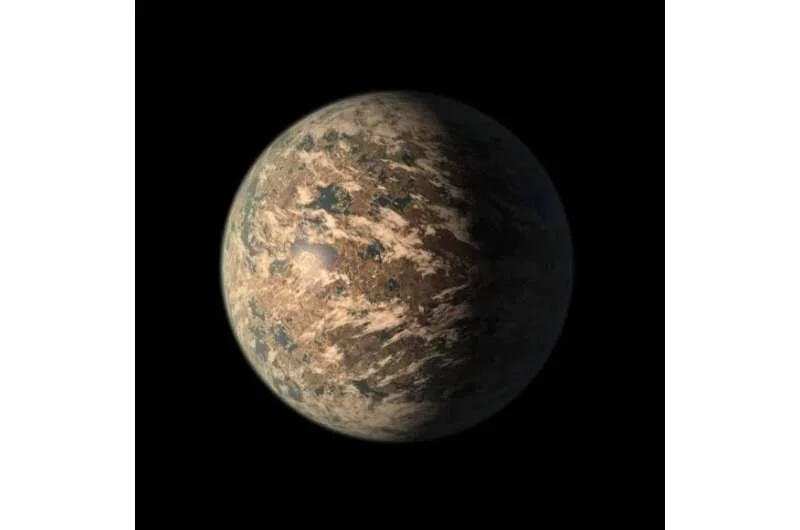 Representación artística de un exoplaneta rocoso con superficie árida y tonos marrones sobre fondo negro del espacio.
