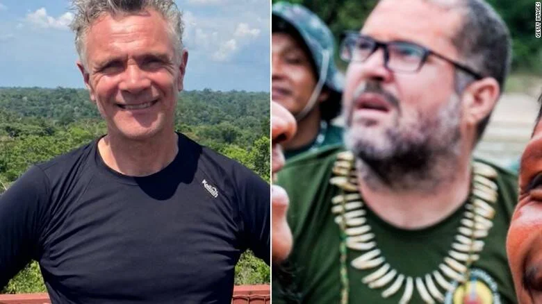 Dos hombres fotografiados por separado: uno sonriente frente a vegetación amazónica y otro con collar indígena en la selva.